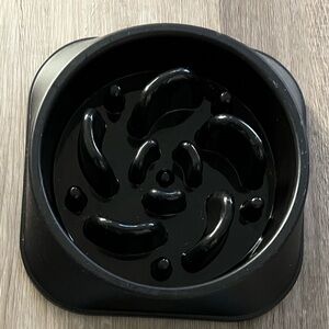 Slow Feeder Pet Bowl - Black